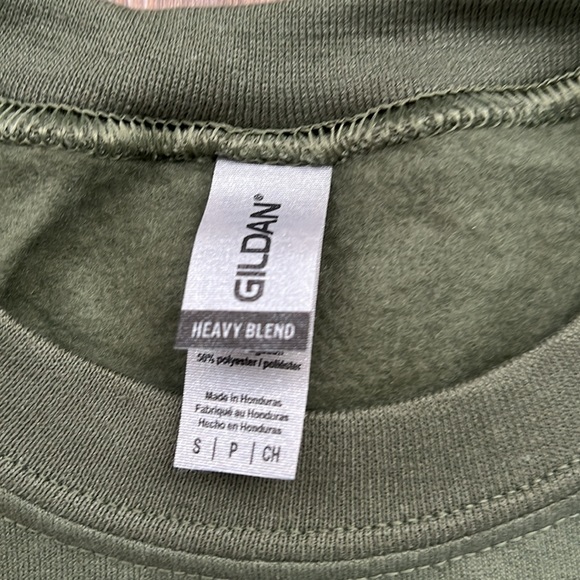 disney sweater - Picture 3 of 3